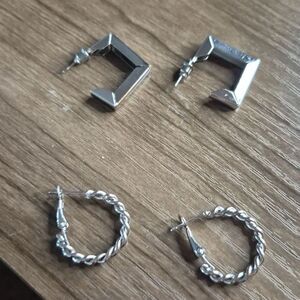 💥3/$12💥 2 Pair Silver Geometric Twisted Hoop Earrings | Stocking Stuffers 202